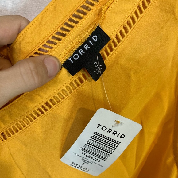 Torrid top - Picture 2 of 4